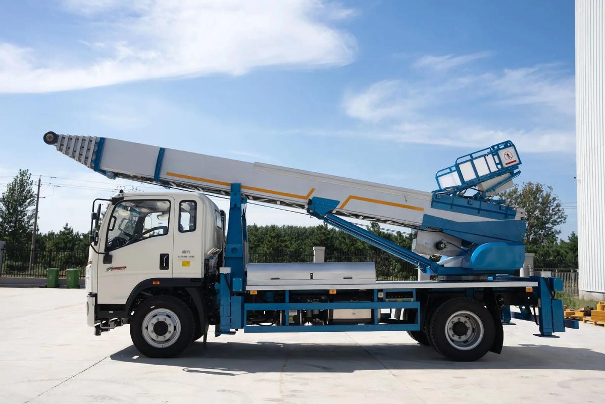 杭州萧山云梯上料车租赁费用