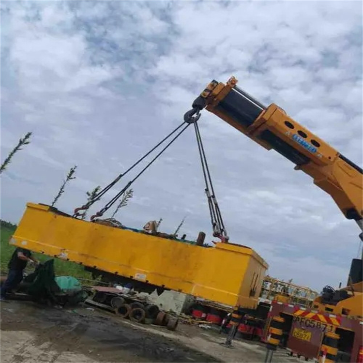 杭州萧山随车吊吊集装箱怎么吊